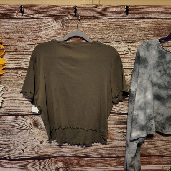 Arizona  set of (2) cropped XXXL tops gray tie dye/ olive green NWT - Picture 8 of 9